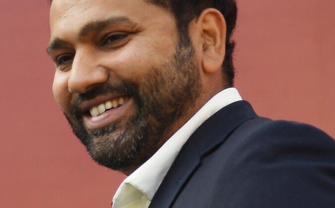 নারী দলের বিশ্বকাপ জয়ে আবেগে ভাসলেন রোহিত