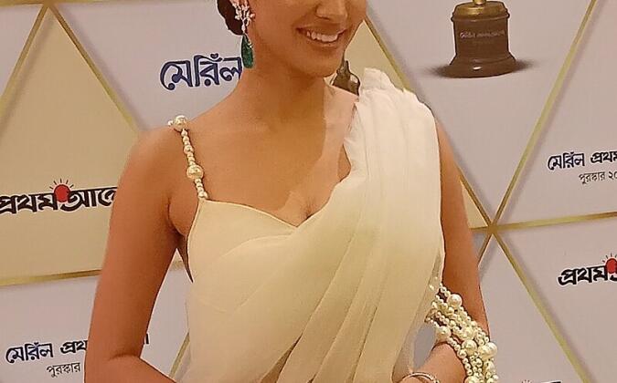 মিস ইউনিভার্স মঞ্চে কঠিন বাস্তবতার কথা জানালেন বাংলাদেশের মিথিলা