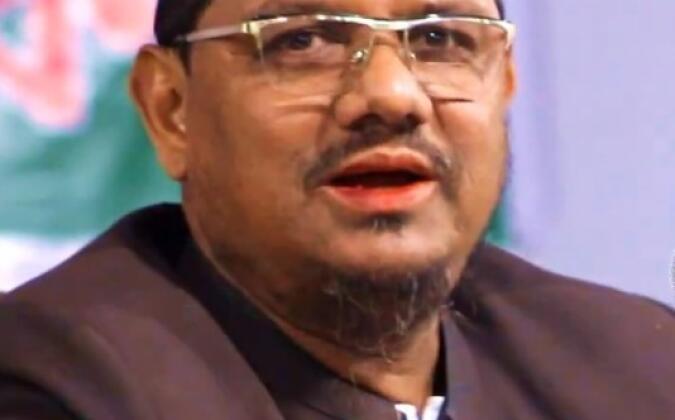 ওরা দেশকে ভালোবাসার নামে আমেরিকার সঙ্গে গোপন বৈঠক করে: চরমোনাই পীর