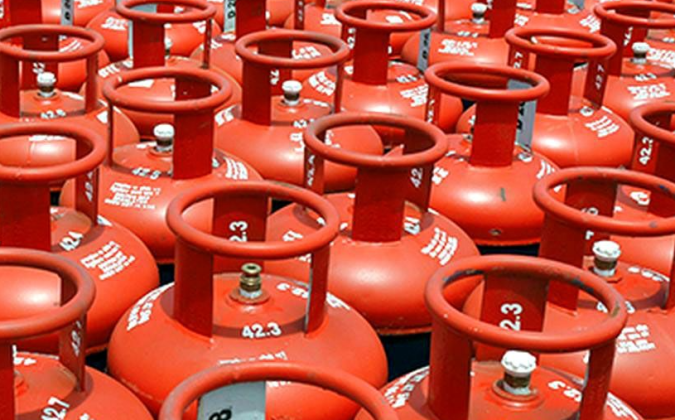 এলপি গ্যাসের দাম কমল