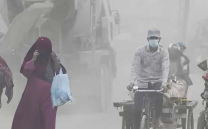 দূষিত শহরের তালিকায় আজ দ্বিতীয় ঢাকা