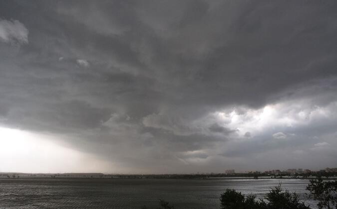 ঈদের দিন সারা দেশে কালবৈশাখী ঝড়ের আভাস